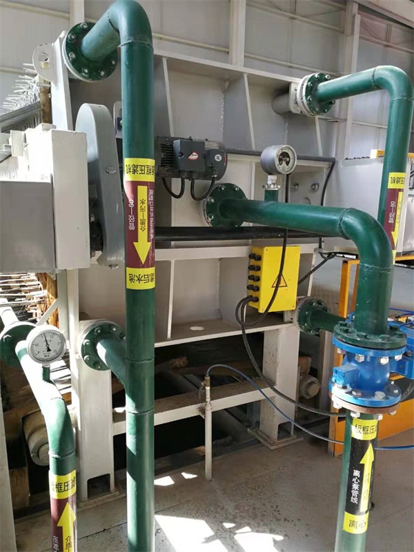 22石油化工污水污泥資源化處置現場.jpg
